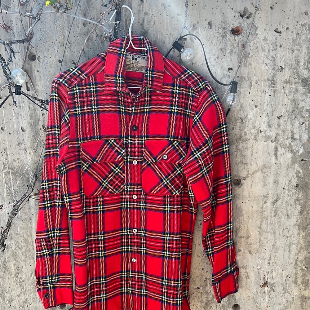 Brawny Man LOOK Red Plaid Lumberjack Men's Small Shirt vintage retro gender free